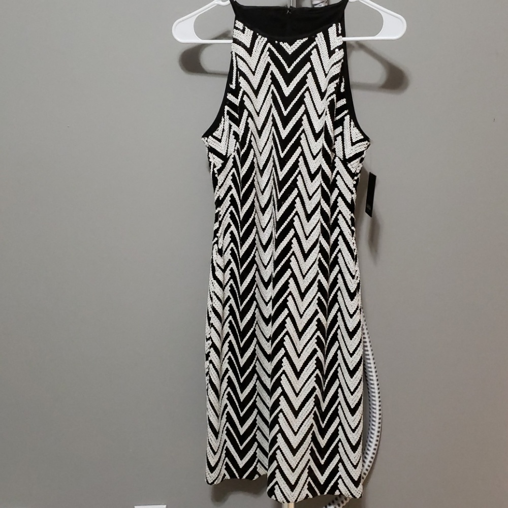 Black and white Chevron pattern sequins dress